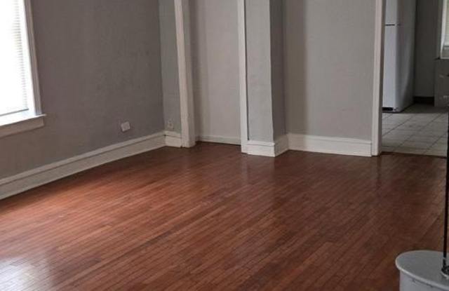 1601 S LECOUNT Street photos photos