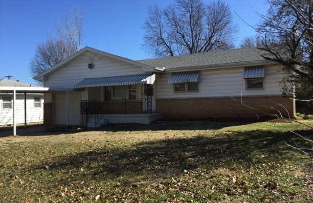 3 Bedroom Home on Quiet Street Southwest, $1195! Fenced Yard! photos photos