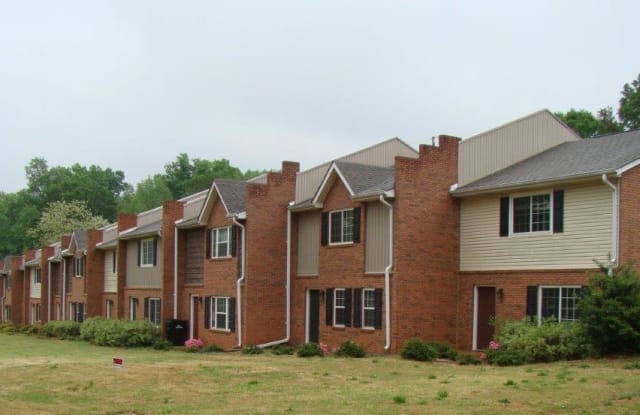 57 McIntosh Parkway - 1 - 57 Mcintosh Pkwy, Newnan, GA 30263