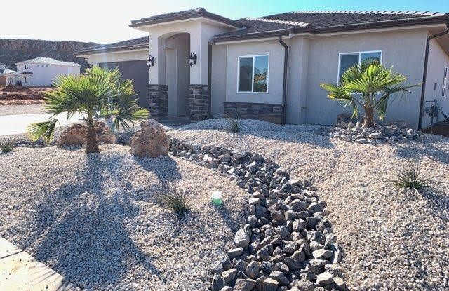 4 Bedroom Home With RV Parking photos photos 4 Bedroom Home With RV Parking photos photos