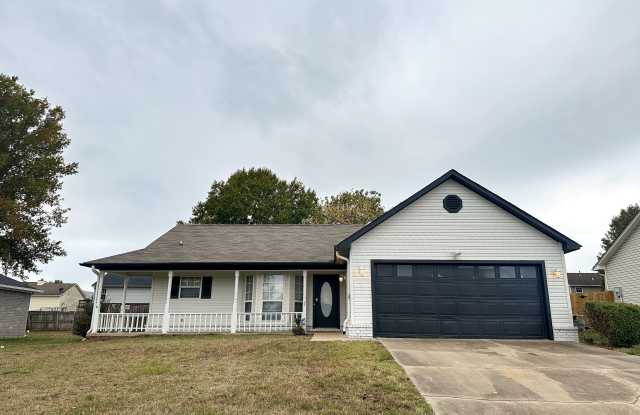 2407 Broken Hill Dr - 2407 Broken Hill Drive, Van Buren, AR 72956