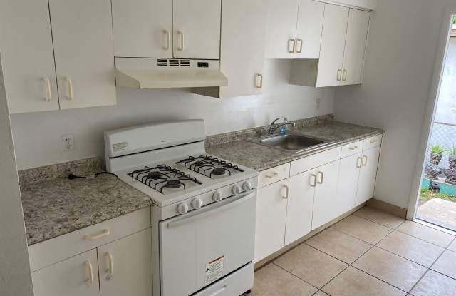 2339 Roosevelt St photos photos