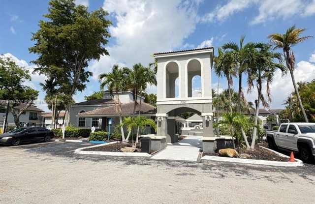 7230 NW 179th St photos photos