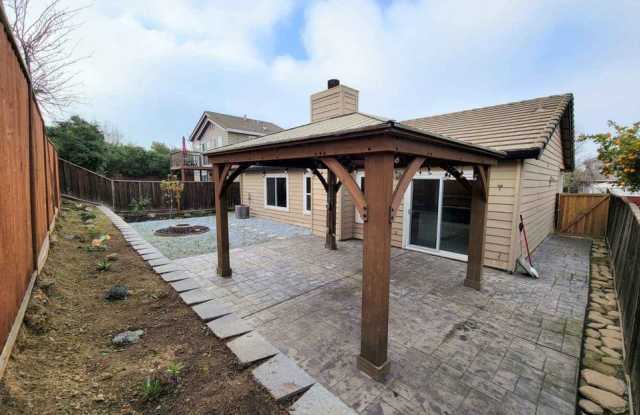 5145 Pawnee Drive Gallery 3