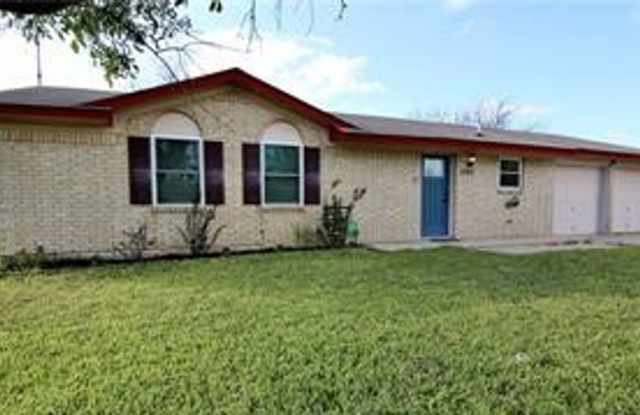 3-bedroom 2-bathroom home on a corner lot! photos photos