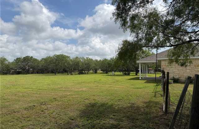 5758 Grand Lake Circle Gallery 3
