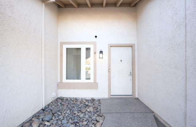 Beautiful Renovated 4-bedroom Tracy Home Gallery 4