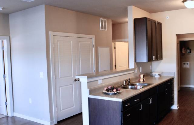 Floral Gardens 55 + Apartments - Senior and Affordable Housing Gallery 2