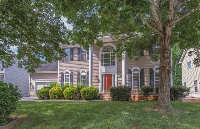 Spacious 4BR/4BA Home with Bonus Room & Flexible 5th Bedroom Option Gallery 3