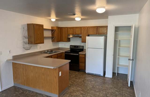 4150 North Montezuma Avenue - 4150 North Montezuma Avenue, Lake Montezuma, AZ 86335