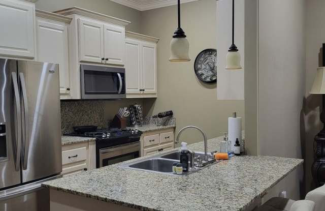 Charming 3BR House in Lafayette Gallery 3