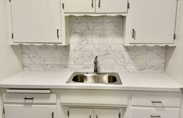 1047 Rodeo Way - 1047 Rodeo Way, Sacramento, CA 95819