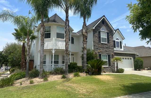 Lovely home in Visalia photos photos