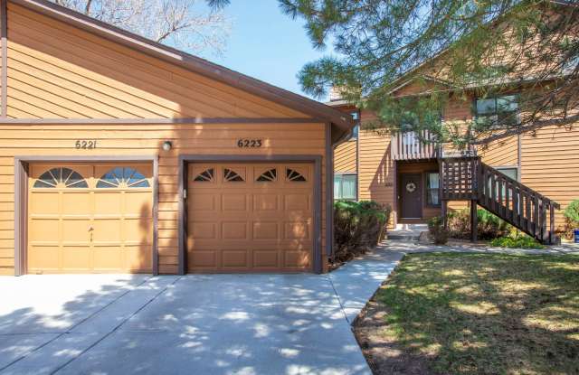 Spacious  Stylish 3-Bedroom Condo in Gunbarrel – Available Now! photos photos