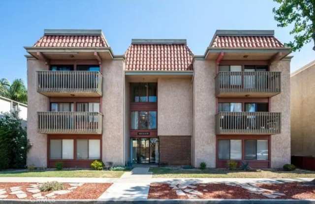 4110 ELM AVE photos photos