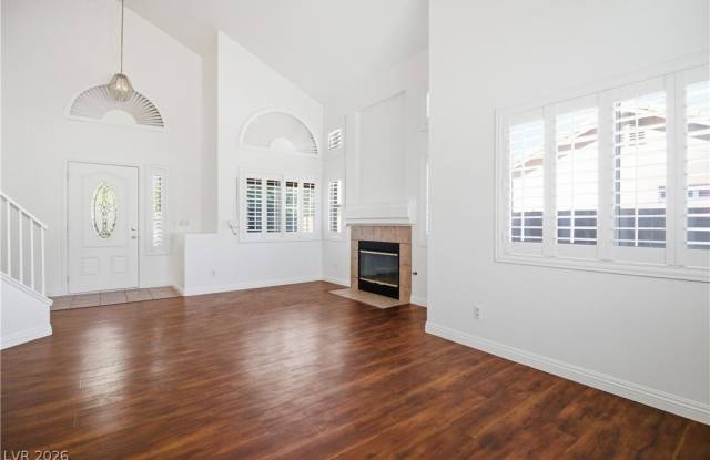 244 Camelback Ridge Avenue Gallery 4