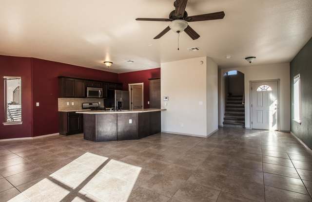STYLISH NORTHEAST EL PASO HOME FOR RENT Gallery 3