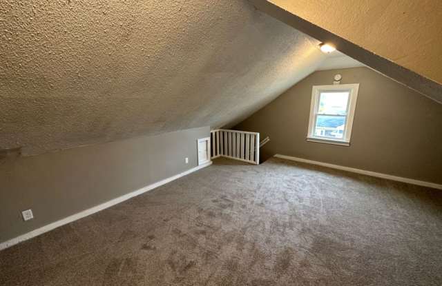 3 Bedroom Single Family - 2482 West Concordia Avenue, Milwaukee, WI 53206