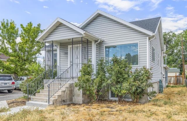 792 W 500 N photos photos