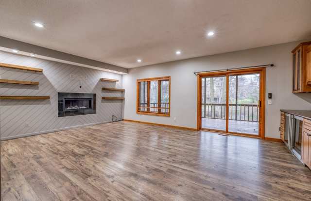 4BR House in Family Neighborhood Maple Grove photos photos