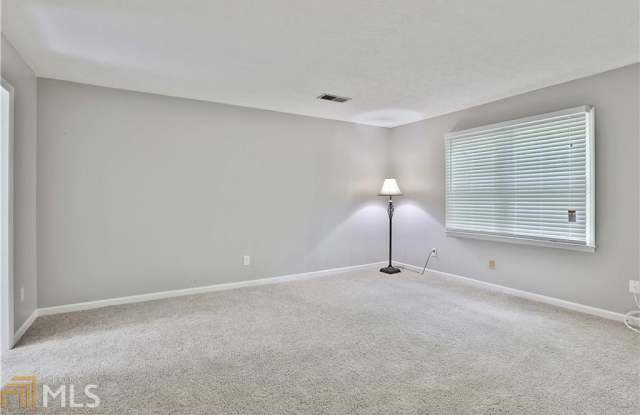 103 Kirton Turn Gallery 4
