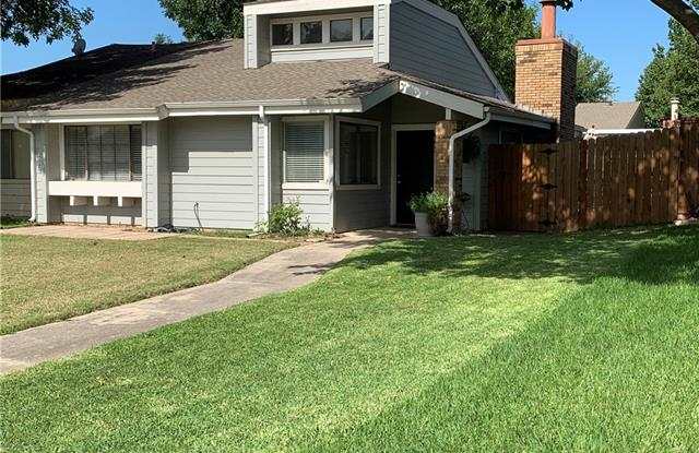 642 Prairie Dell Street - 642 Prairie Dell St, Lewisville, TX 75067