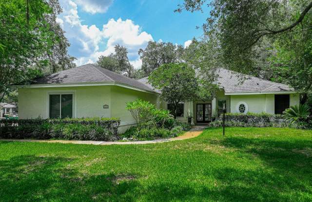 Beautiful 3/3 Pool Home in Gated Community W/ Lake Access photos photos
