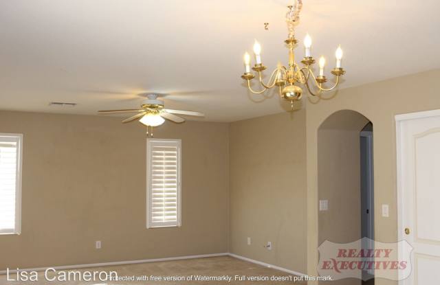 2511 W White Feather Ln Gallery 4
