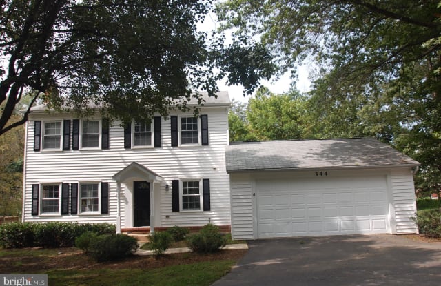 344 N KENSINGTON STREET - 344 North Kensington Street, Arlington, VA 22205