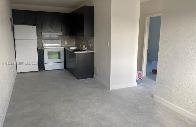 10030 W Indigo St photos photos