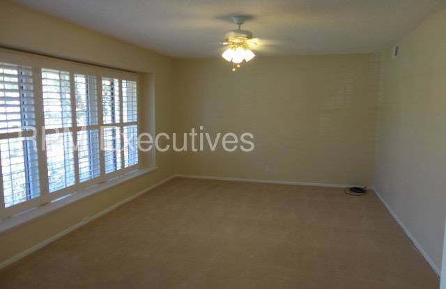 6924 Shoup Avenue Gallery 4