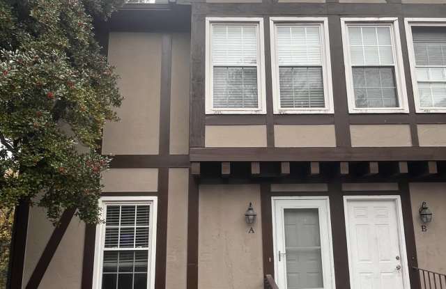 122 Arcadia Ln Apt A - 122 Arcadia Lane, Oak Ridge, TN 37830