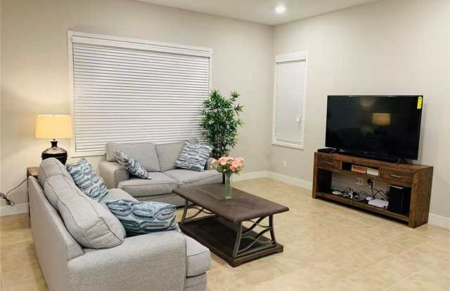 170 Scale photos photos