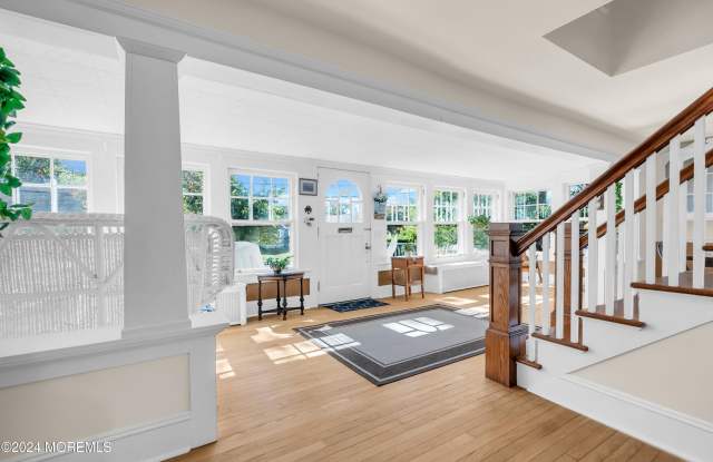 424 Burlington Avenue photos photos 424 Burlington Avenue photos photos