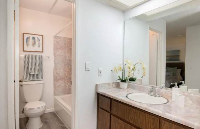 1495 De Rose Way Gallery 2