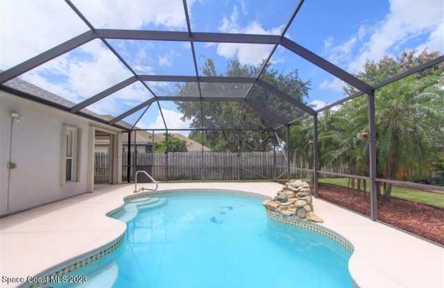 1648 Kestrel Court Gallery 2
