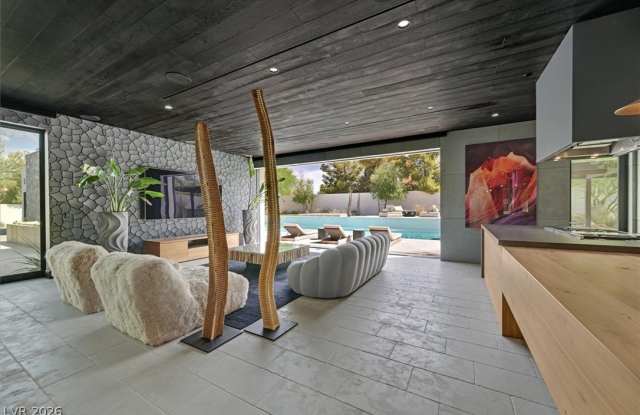 4155 Badura Avenue Gallery 1
