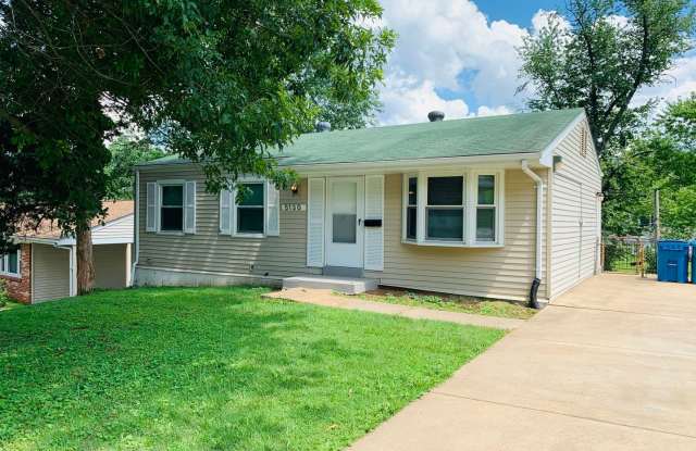 3 Bedroom 1 bathroom home for rent in Hazelwood photos photos