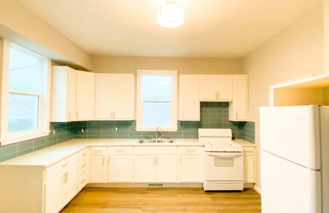 3 Bed 1bath.  Complete Remodel!! Gallery 3