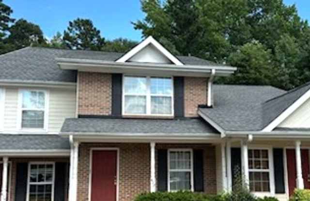 Coming Soon! Spacious Two Bedroom 1.5 Bath Townhouse for Rent Greenville SC! photos photos