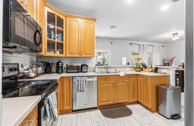 1844 SW 102nd Way th 1844, Miramar, FL 33025 Gallery 1