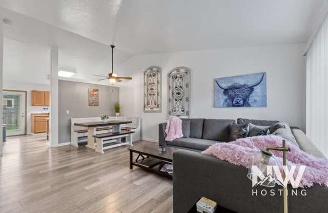 3149 North 12th Street - 3149 North 12th Street, Coeur d'Alene, ID 83815