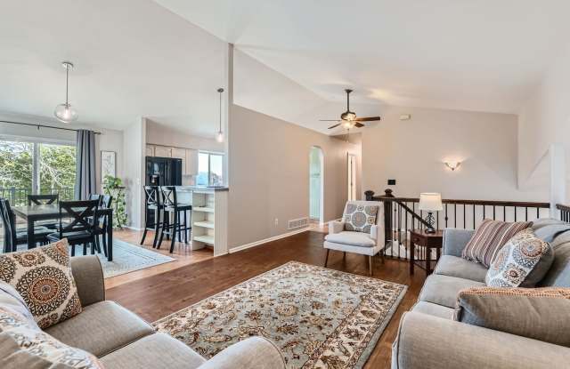 Stunning 4 BDR Fully Furnished Home in Broomfield photos photos