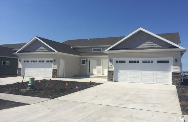 3 Bed 2 Bath Twin Home Gallery 1