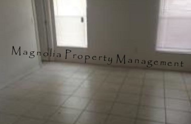 1/2 Month Free-4 Bedroom-Tile Floors Gallery 4