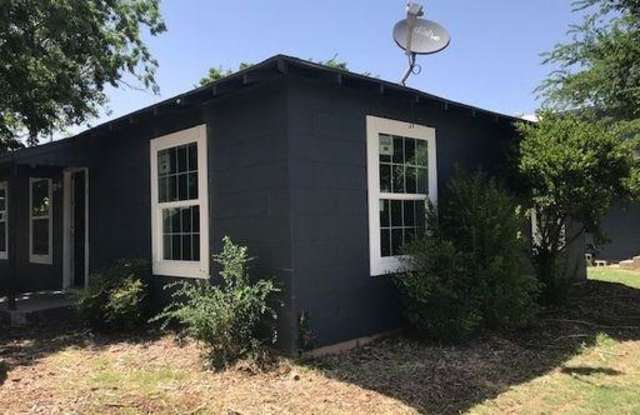 934 Cedar Street - 934 Cedar Street, Abilene, TX 79601
