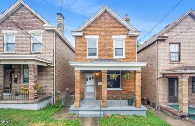 210 Lafayette Avenue photos photos