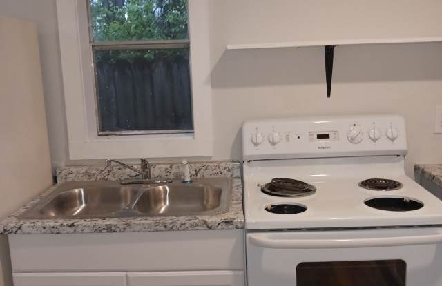 3946 Forrest Court Gallery 2