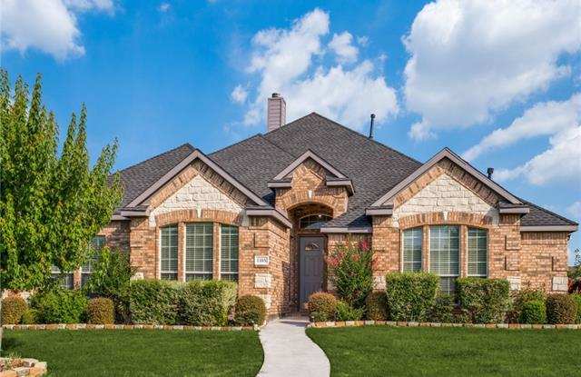 1105 Manchester Drive - 1105 Manchester Dr, Arlington, TX 76001