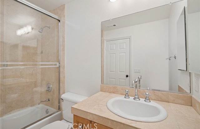 314 1/2 Larkspur Avenue Gallery 2
